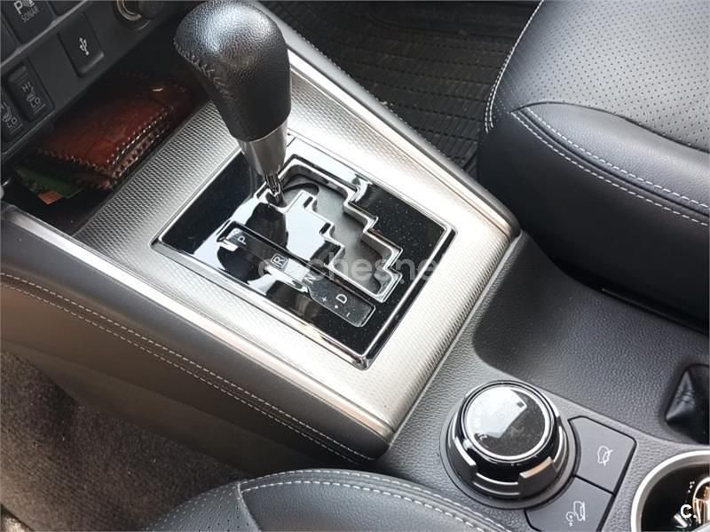 Usado Mitsubishi L200 150 CV (110 kW) 2022 Negro Recogida