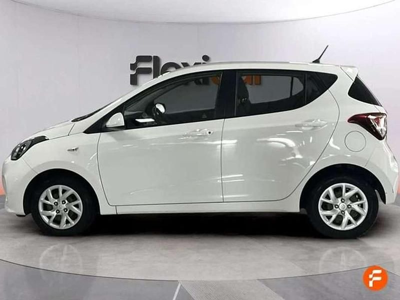 Usado Hyundai i10 GO! 67 CV (49 kW) 2018 Blanco Utilitario