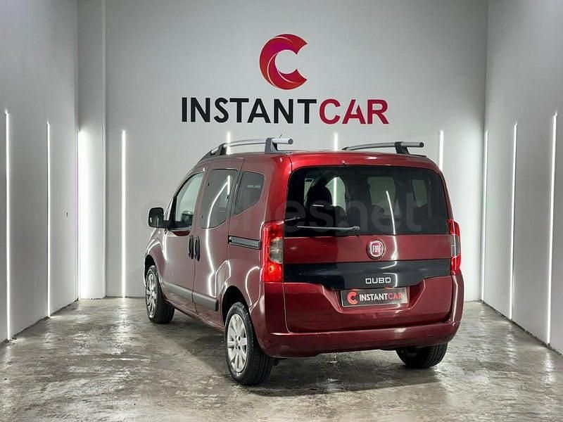 Usado Fiat Qubo Lounge 77 CV (56 kW) 2019 Granate Monovolumen