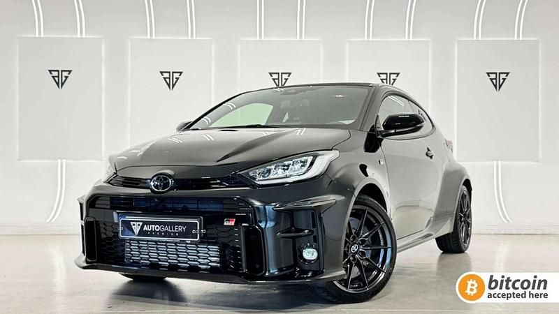 Negro Usado 2022 Toyota Yaris Utilitario | 39.900 € (Un poco caro) - Imagen 1/4
