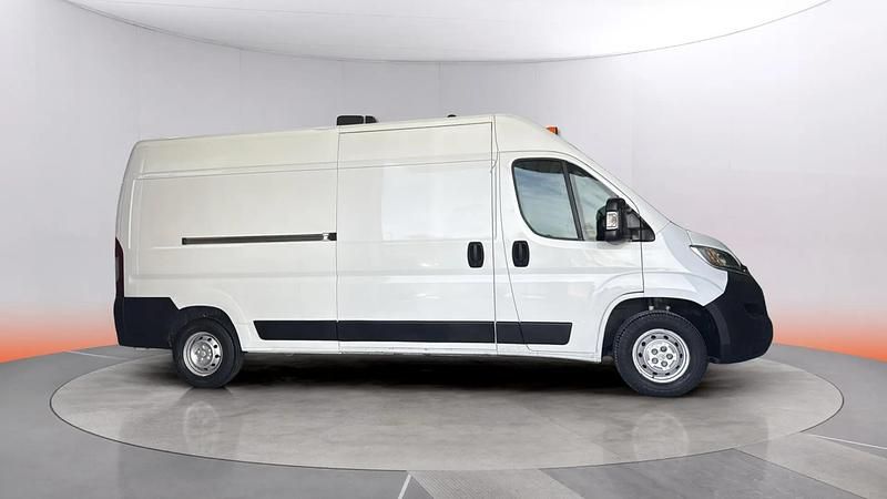 Usado Citroën Jumper 131 CV (96 kW) 2019 Blanco Monovolumen