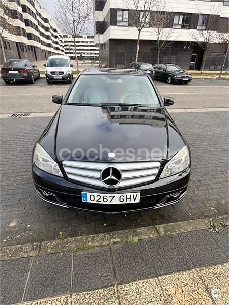 Usado Mercedes C220 Avantgarde 150 CV (110 kW) 2008 Negro Berlina