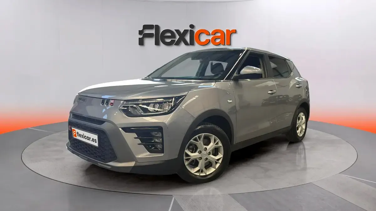 Usado SsangYong Tivoli 163 CV (119 kW) 2024 Gris SUV