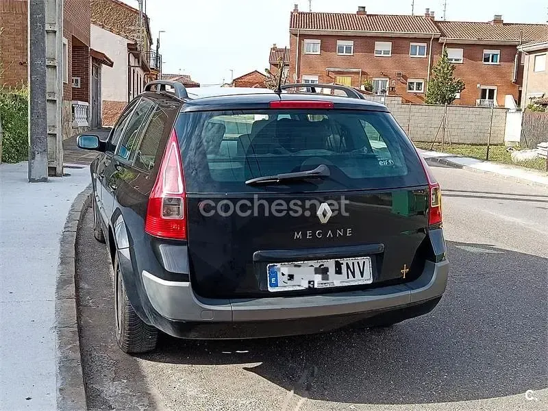 Usado Renault Mégane GrandTour Business 105 CV (77 kW) 2007 Negro Familiar