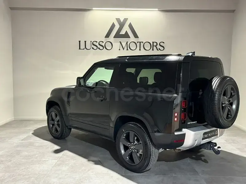 Usado Land Rover Defender SE 249 CV (183 kW) 2023 Negro SUV