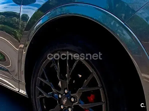 Usado Ford Kuga ST-Line 150 CV (110 kW) 2023 Gris / plata SUV