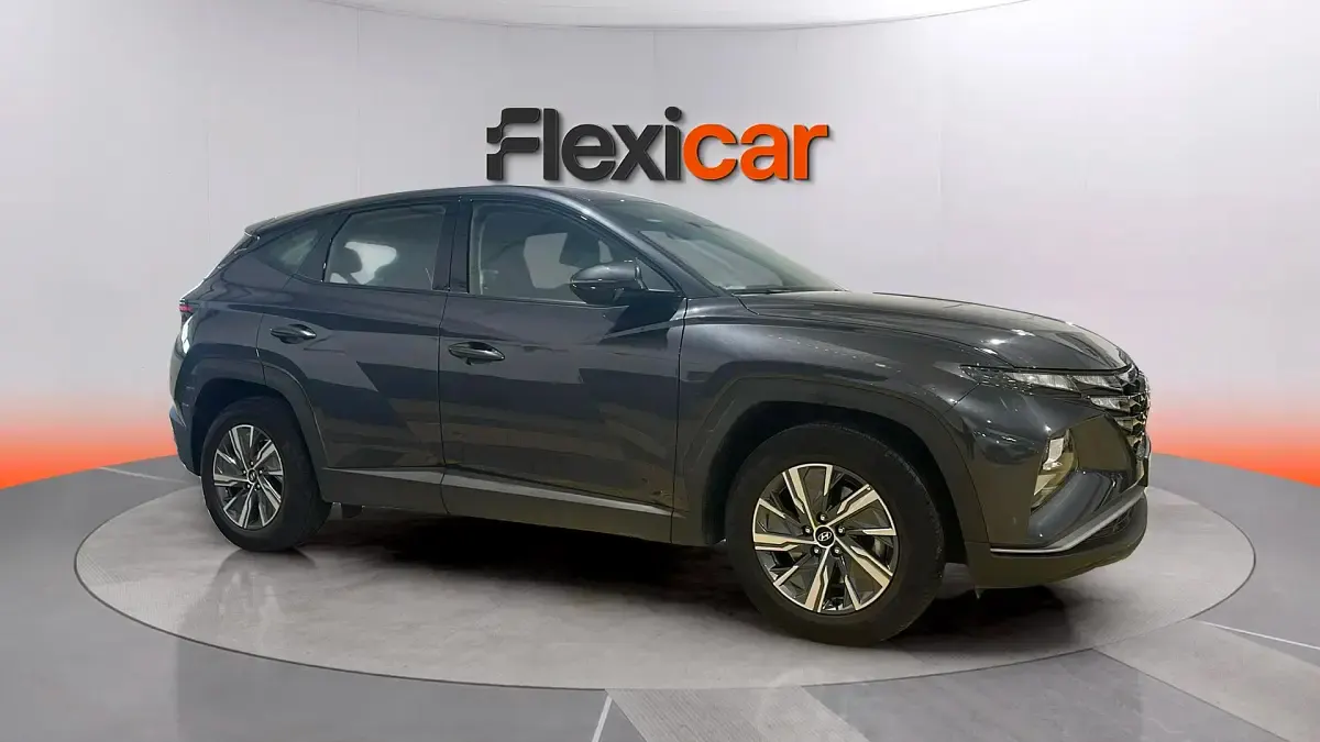 Usado Hyundai Tucson 150 CV (110 kW) 2024 Gris SUV