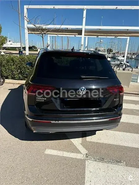 Usado VW Tiguan Sportline 190 CV (139 kW) 2020 Negro SUV