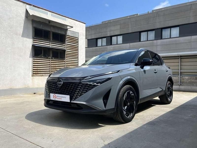 Usado Nissan Qashqai N-Connecta 140 CV (102 kW) 2024 Gris SUV