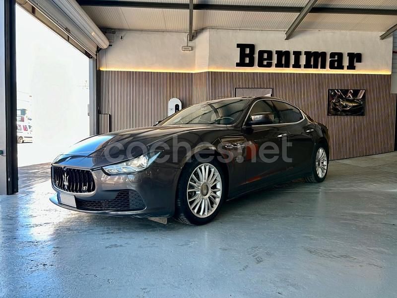 Usado Maserati Ghibli 275 CV (202 kW) 2015 Gris / plata Berlina