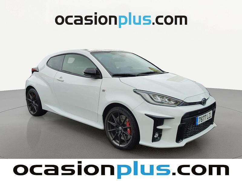 Usado Toyota Yaris 261 CV (191 kW) 2022 Blanco Utilitario