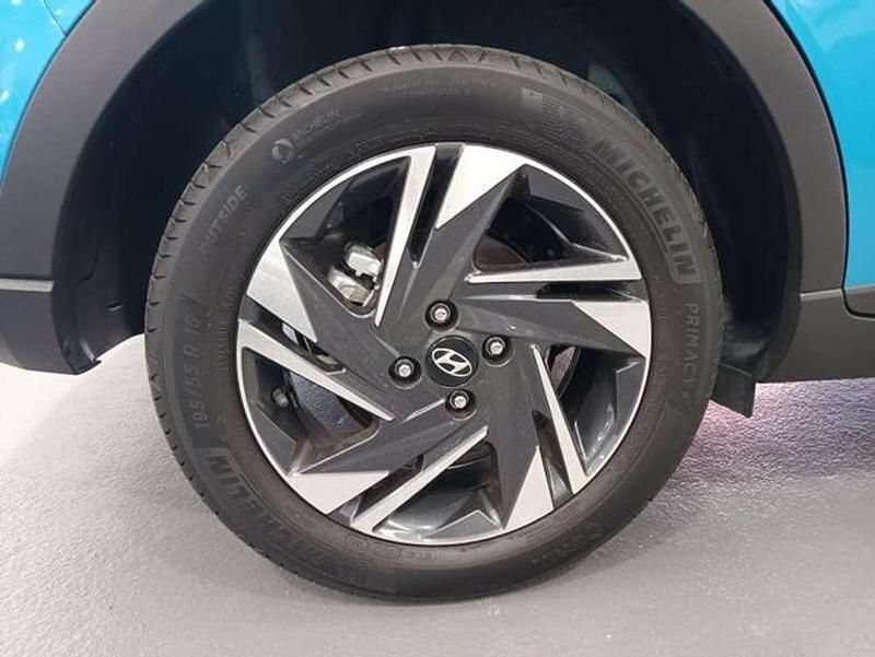 Usado Hyundai Bayon Blackline 101 CV (74 kW) 2023 Azul SUV