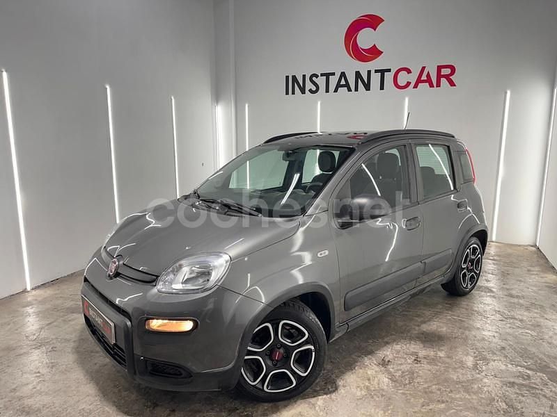 Usado Fiat Panda Cross Cross 70 CV (51 kW) 2022 Blanco Utilitario