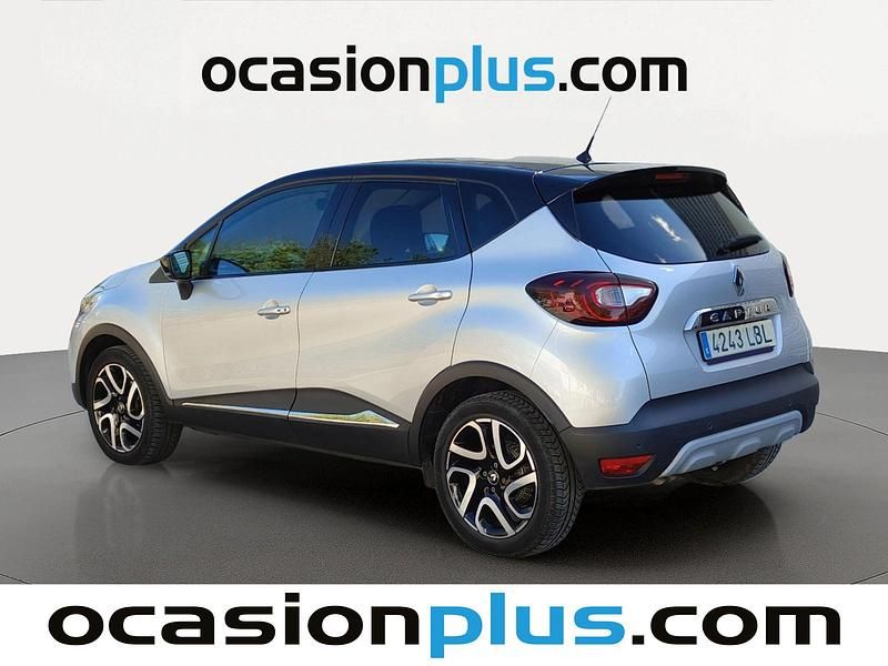 Usado Renault Captur Zen 131 CV (96 kW) 2019 Gris plata SUV