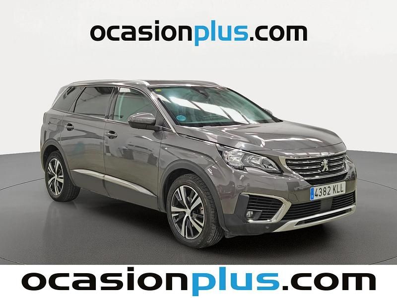 Usado Peugeot 5008 Allure 130 CV (95 kW) 2018 Gris Monovolumen