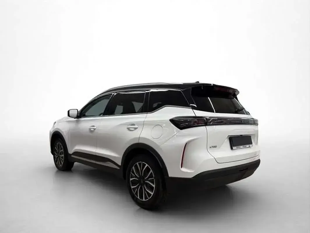 Nuevo Ebro s700 Luxury 279 CV (205 kW) 2026 Blanco SUV