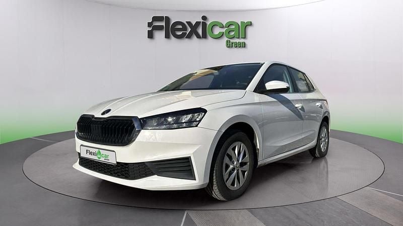 Usado Skoda Fabia Ambition 95 CV (69 kW) 2023 Blanco Utilitario