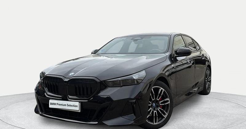 Usado 2025 BMW 530e | 58.900 € (Precio justo) - Imagen 1/4