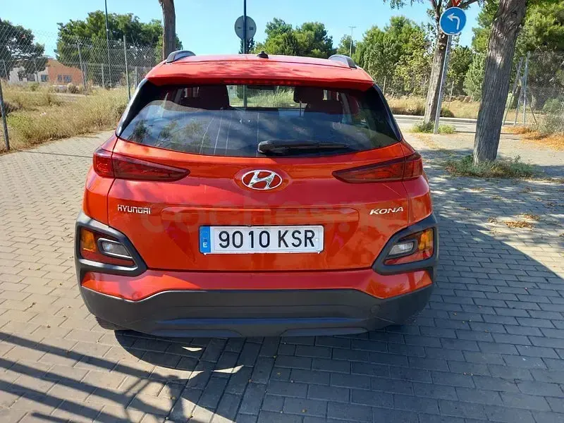 Usado Hyundai Kona 120 CV (88 kW) 2018 Naranja SUV