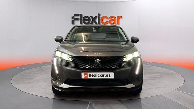 Usado Peugeot 3008 Active 131 CV (96 kW) 2021 Gris SUV