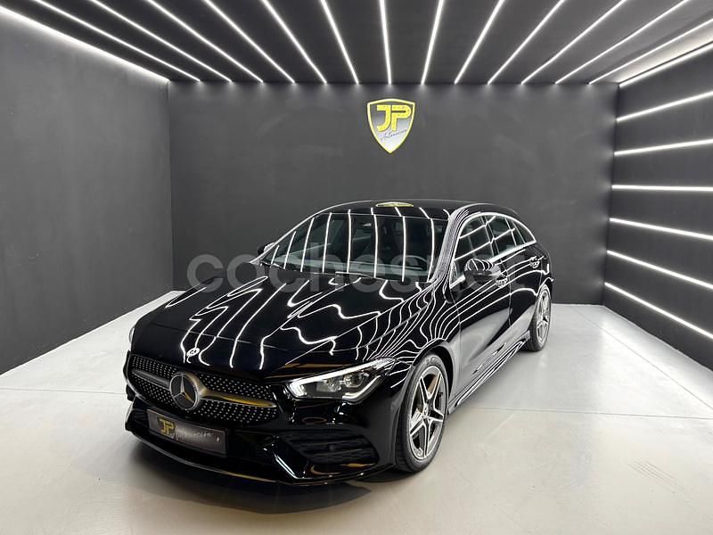 Negro Usado 2022 Mercedes CLA220 Shooting Brake Familiar | 31.900 € (Precio justo) - Imagen 1/4