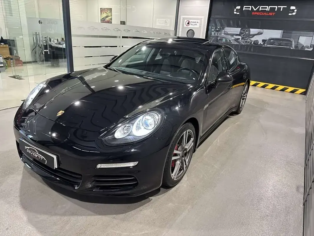Usado Porsche Panamera Edition 300 CV (220 kW) 2015 Negro Utilitario