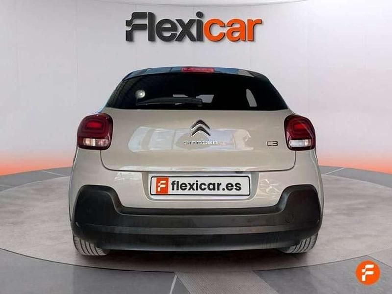 Usado Citroën C3 Feel 99 CV (72 kW) 2022 Gris Utilitario