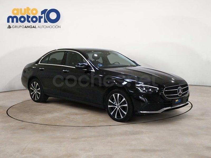 Usado Mercedes E300 320 CV (235 kW) 2022 Negro Berlina