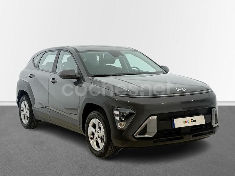 Gris / plata Usado 2025 Hyundai Kona SUV | 25.900 € (Un poco caro) - Imagen 1/4