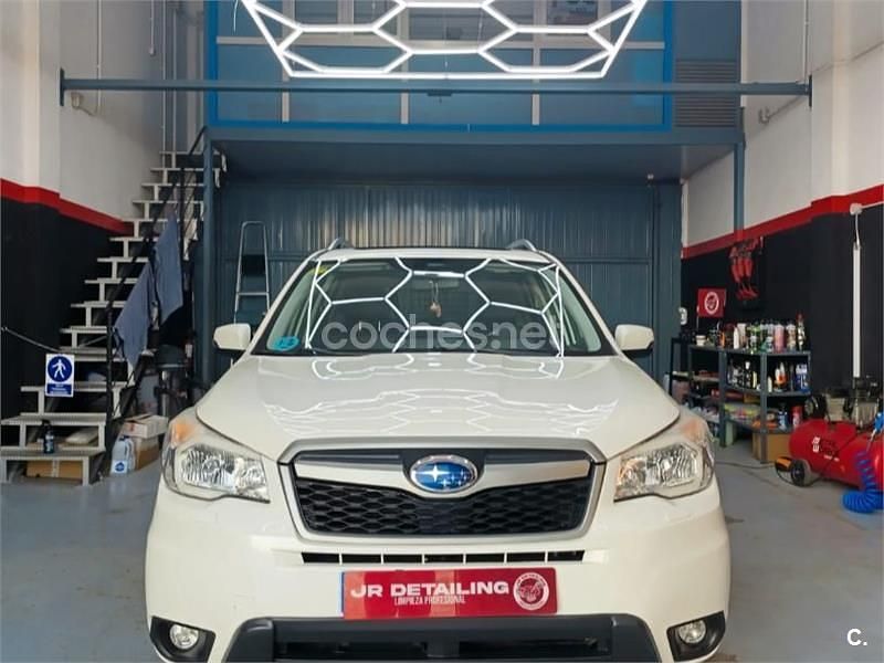 Blanco Usado 2015 Subaru Forester SUV | 15.900 € (Un poco caro) - Imagen 1/4