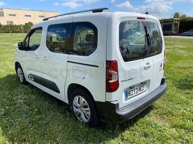 Usado Citroën Berlingo Feel 102 CV (75 kW) 2019 Blanco Monovolumen
