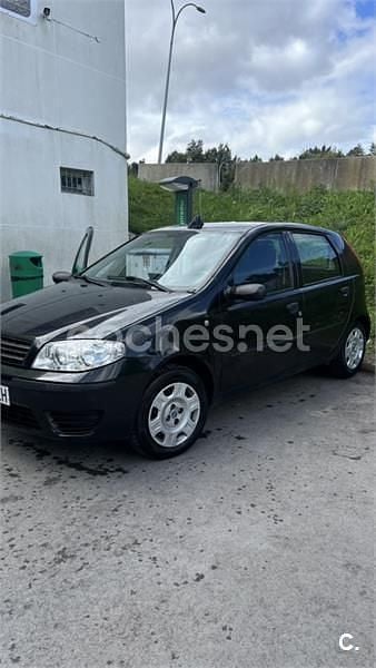Usado Fiat Punto Classica 60 CV (44 kW) 2008 Negro Utilitario
