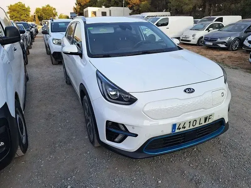 Usado Kia e-Niro 150 kW (204 CV) 2022 Blanco SUV