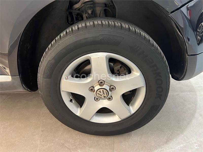 Usado VW Touareg R 174 CV (127 kW) 2003 Negro SUV