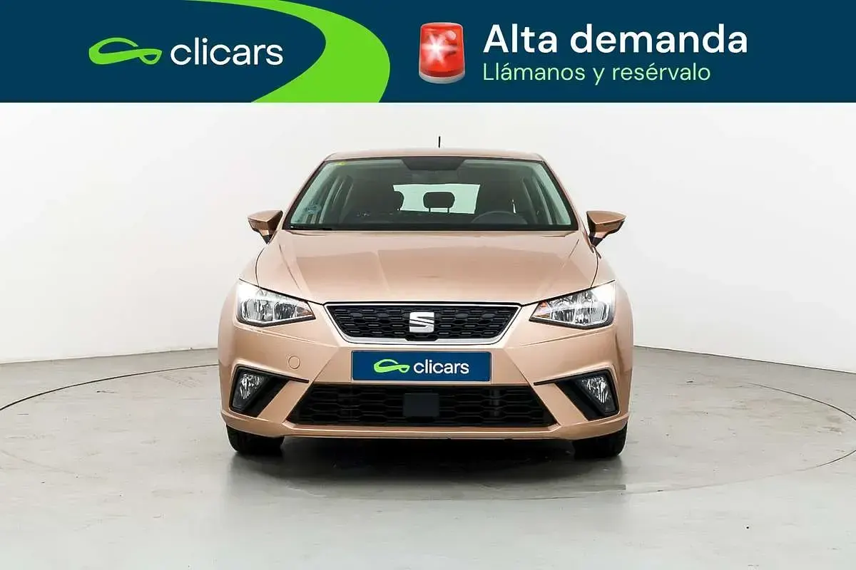 Usado Seat Ibiza Style 95 CV (69 kW) 2018 Naranja Utilitario