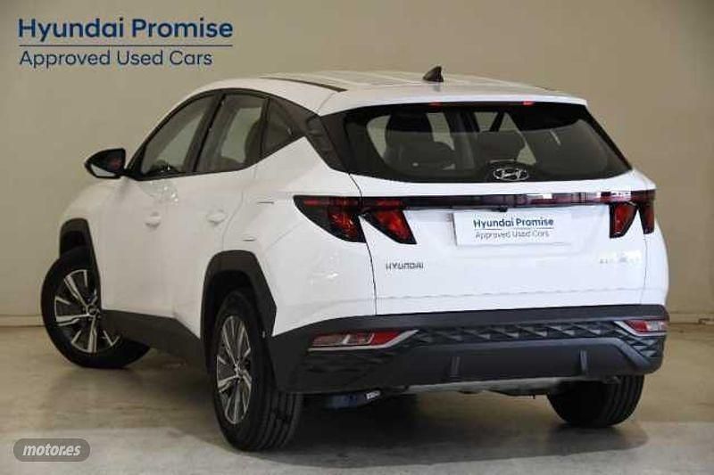 Usado Hyundai Tucson 150 CV (110 kW) 2024 Atlas white SUV