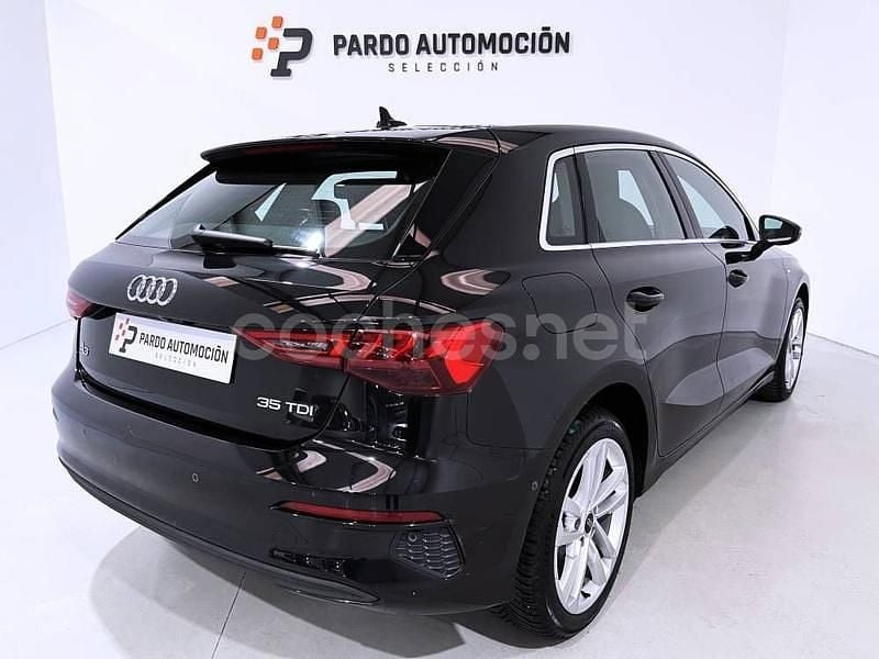 Usado Audi A3 150 CV (110 kW) 2021 Negro Berlina