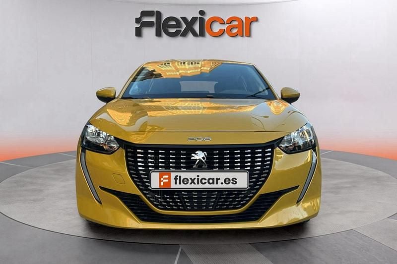 Usado Peugeot 208 Active 101 CV (74 kW) 2020 Amarillo Utilitario