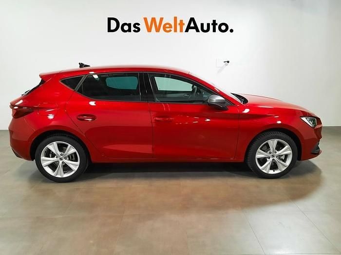 Usado Seat Leon FR 204 CV (150 kW) 2023 Rojo