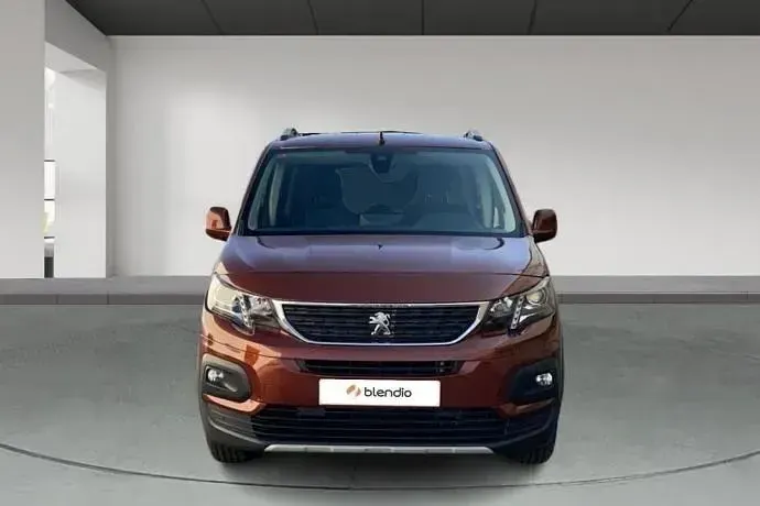 Usado Peugeot Rifter Allure 100 CV (73 kW) 2019 Monovolumen