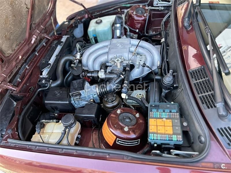 Usado BMW 325 170 CV (125 kW) 1988 Granate Berlina
