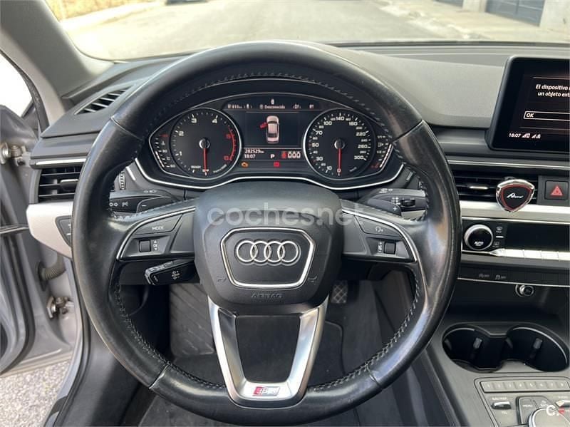 Usado Audi A4 S-Line 150 CV (110 kW) 2017 Gris / plata Berlina
