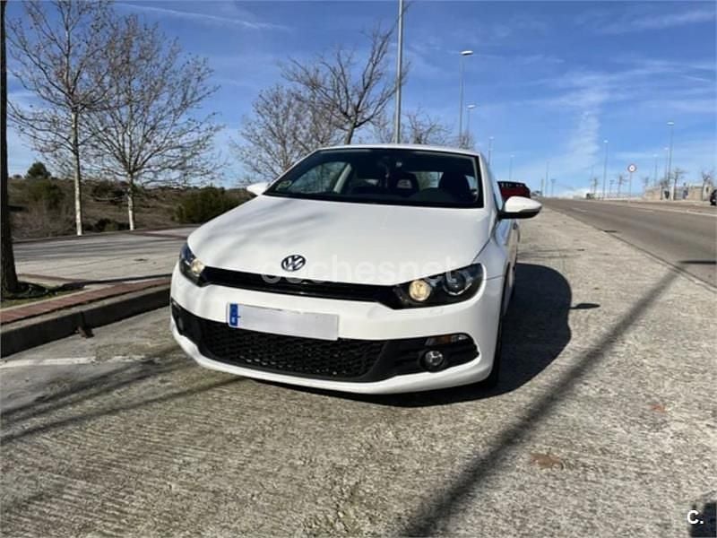 Usado VW Scirocco 140 CV (102 kW) 2010 Blanco Coupe
