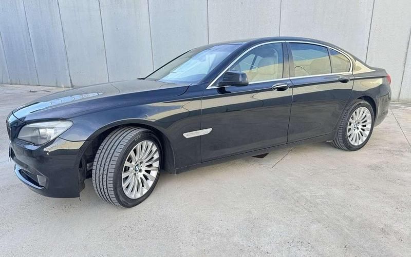 Usado BMW 730 258 CV (189 kW) 2012 Negro Berlina
