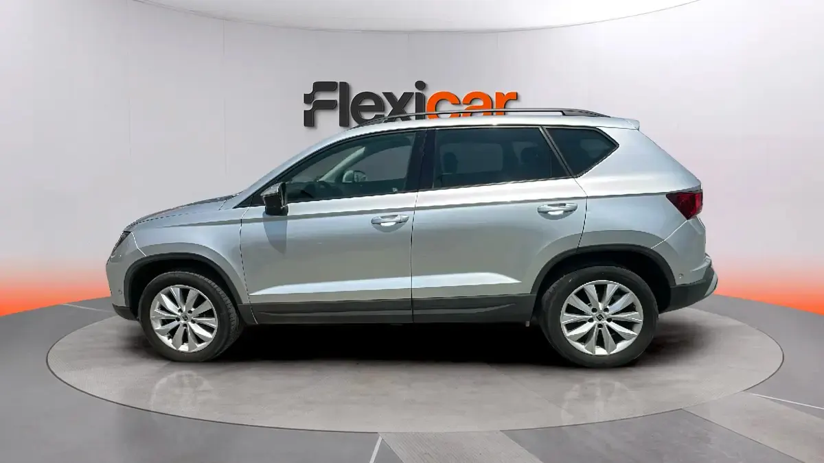 Usado Seat Ateca Style 150 CV (110 kW) 2023 Gris SUV