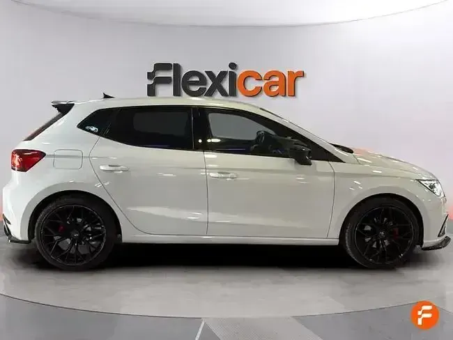 Usado Seat Ibiza FR 110 CV (80 kW) 2020 Blanco Utilitario
