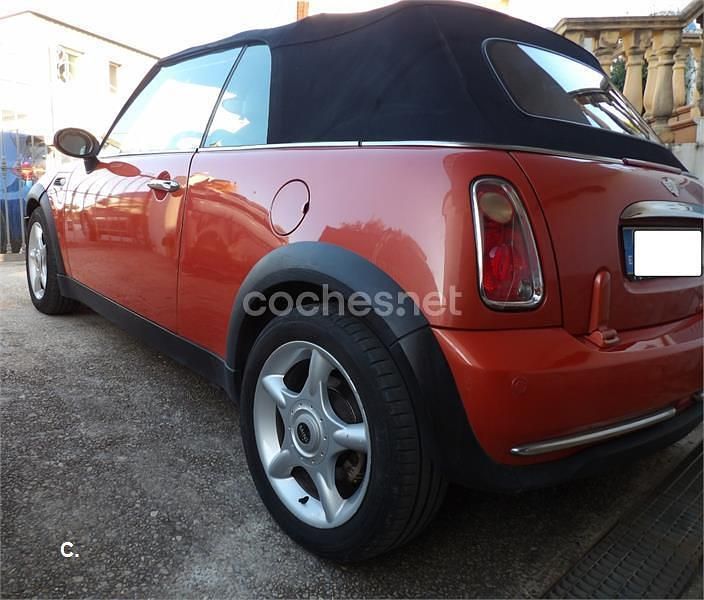 Usado Mini Cooper Cabriolet 116 CV (85 kW) 2007 Naranja Descapotable
