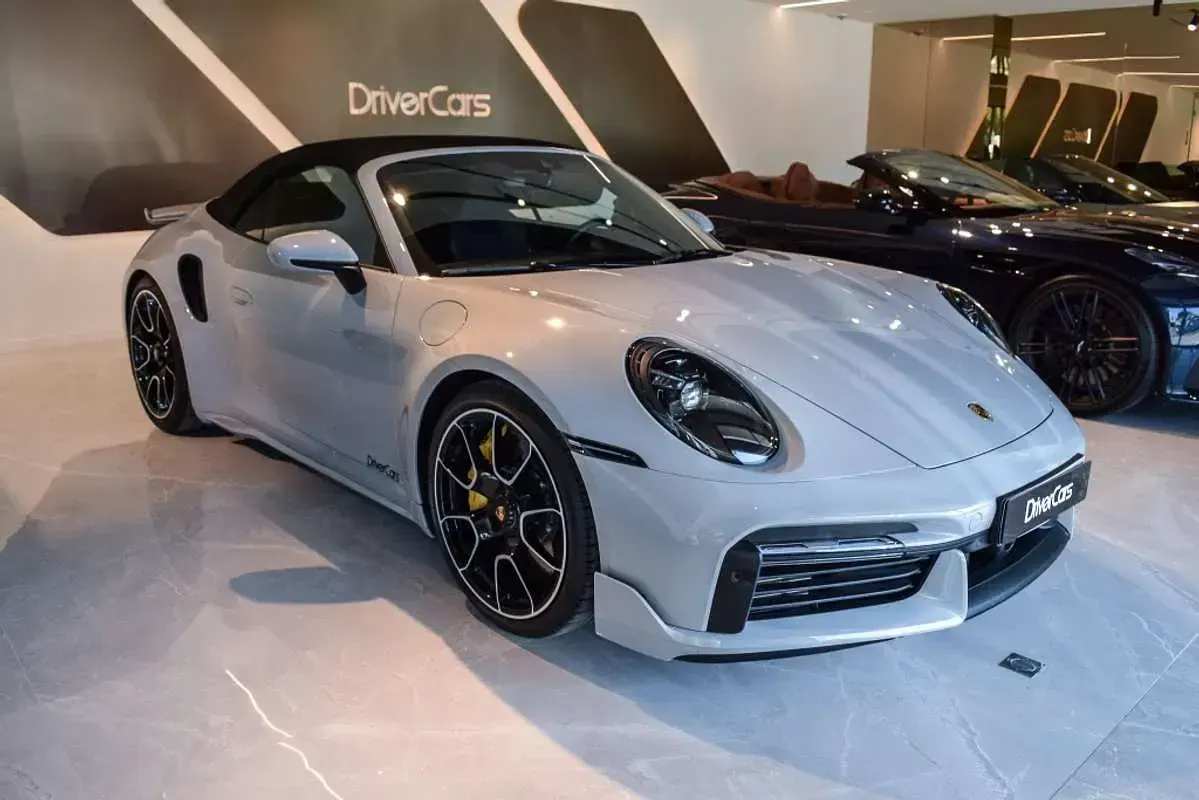 Usado Porsche 992 650 CV (478 kW) 2024 Gris Descapotable