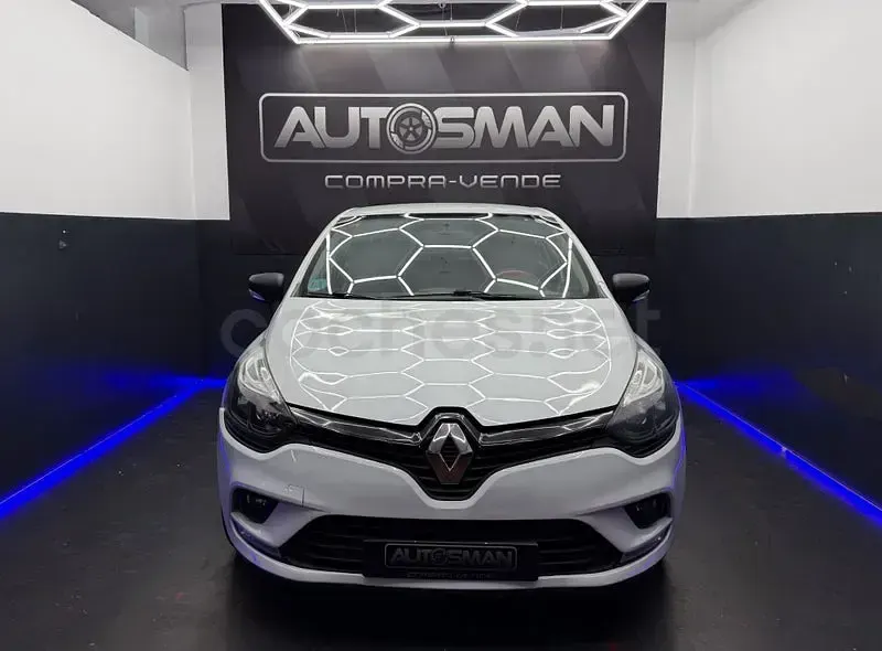 Usado Renault Clio IV LIMITED 90 CV (66 kW) 2019 Blanco Berlina