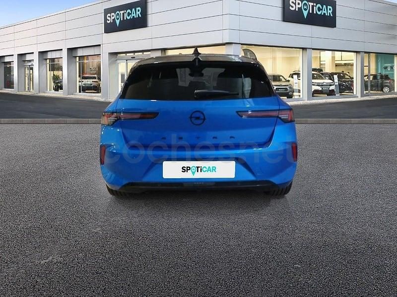 Usado Opel Astra 130 CV (95 kW) 2024 Azul Berlina